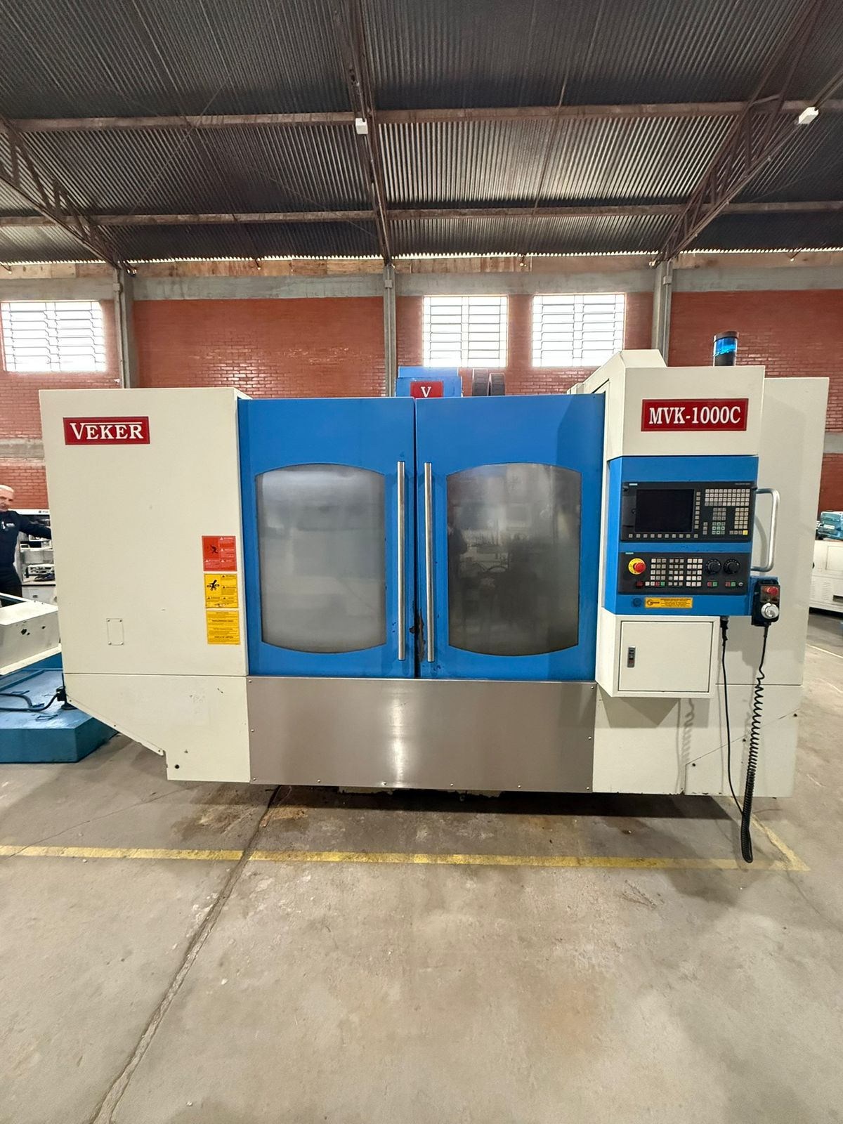 Centro de Usinagem Veker MVK-1000C