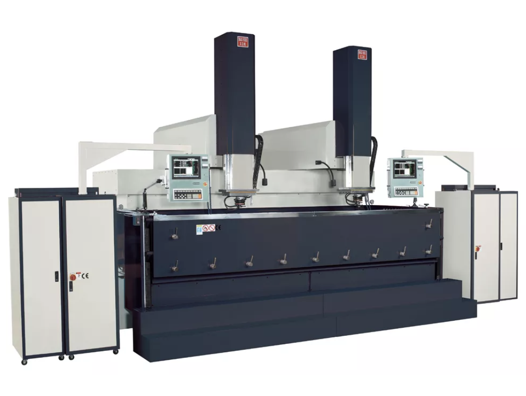 eletroerosão Penetração CNC Maxsee P309 - Duplo Cabeçote