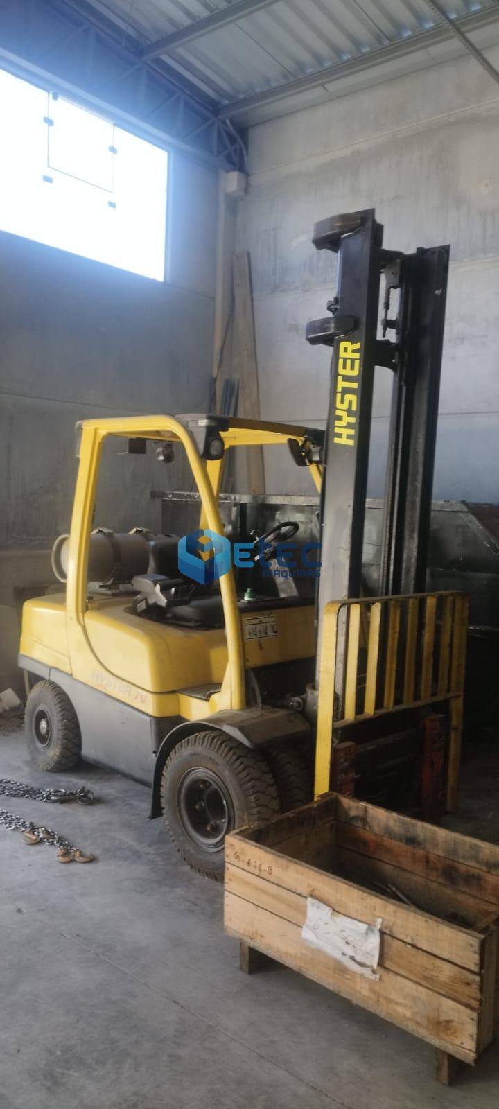 EMPILHADEIRA HYSTER H70FT GLP COM DESLOCAMENTO LATERAL