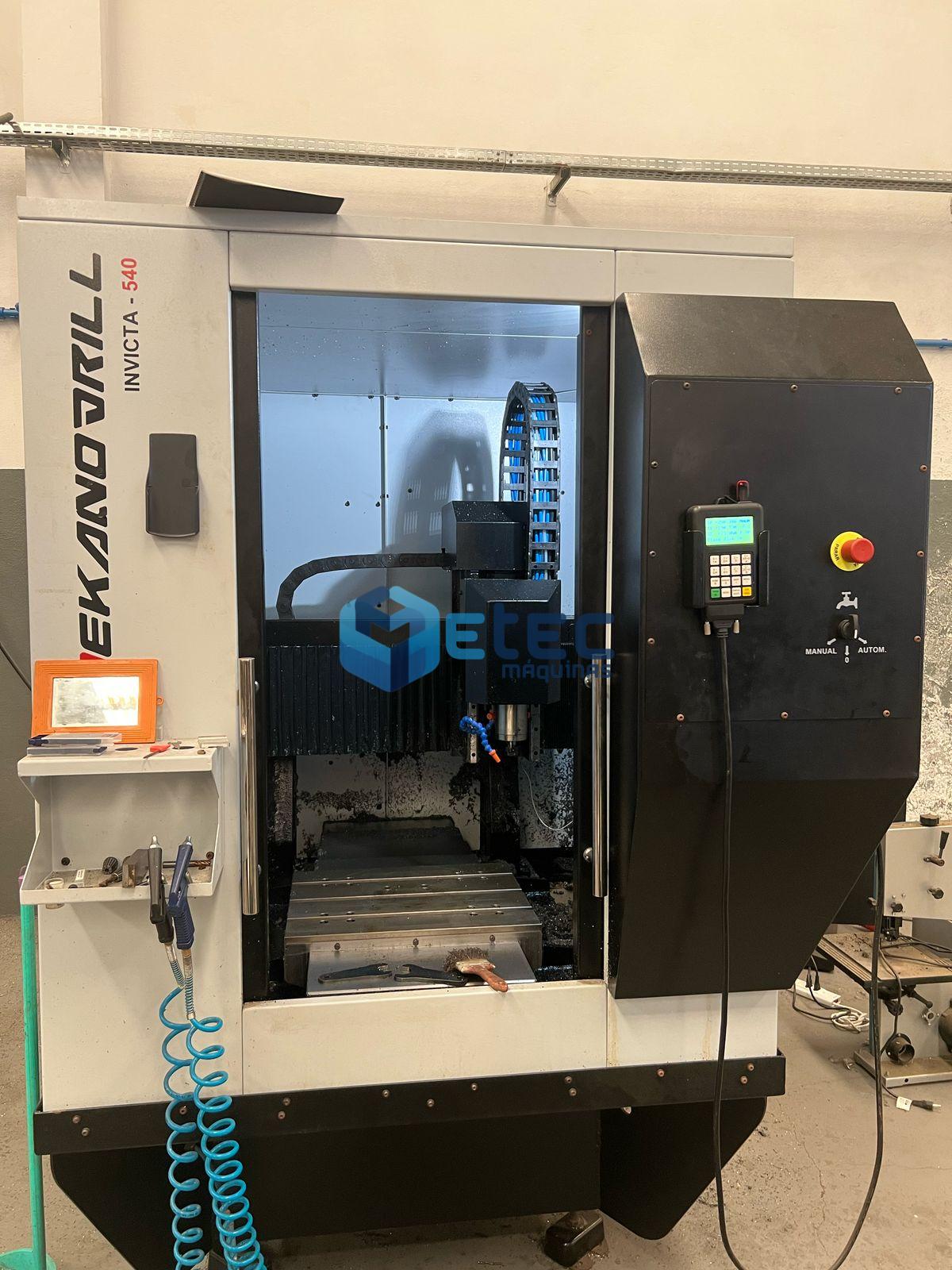 Fresadora CNC Mekanodrill Invicta 540
