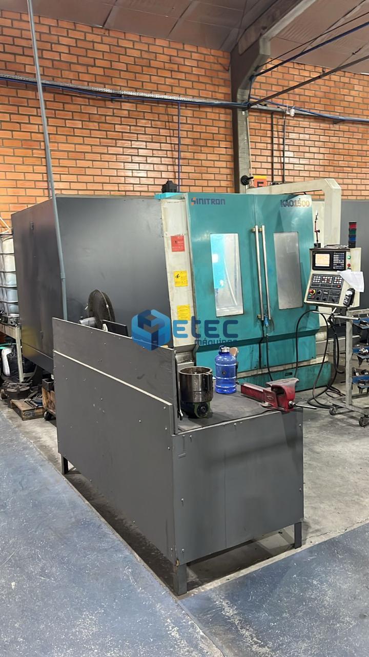 Fresadora CNC Sinitron KAO 1500