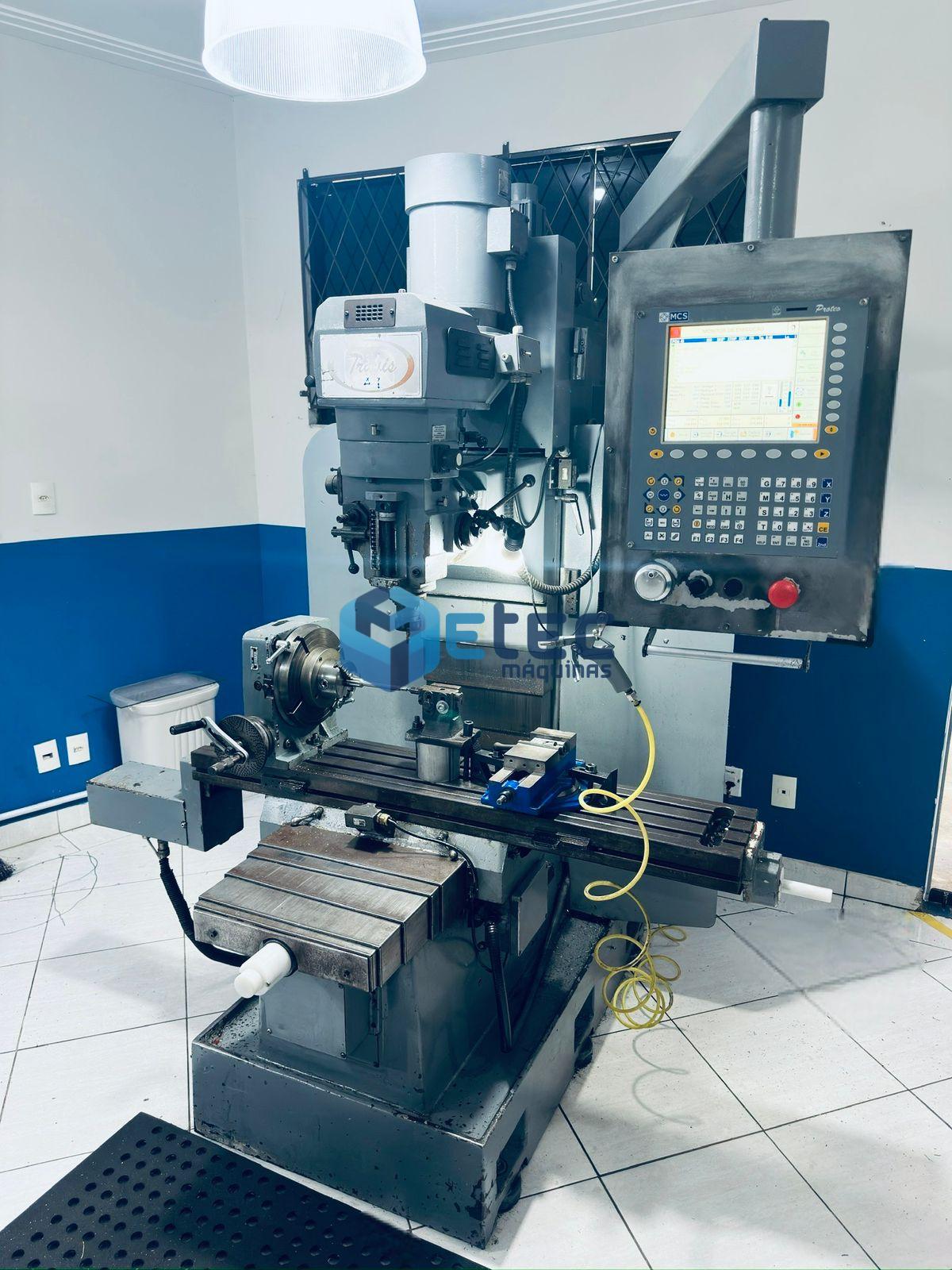 Fresadora CNC Travis