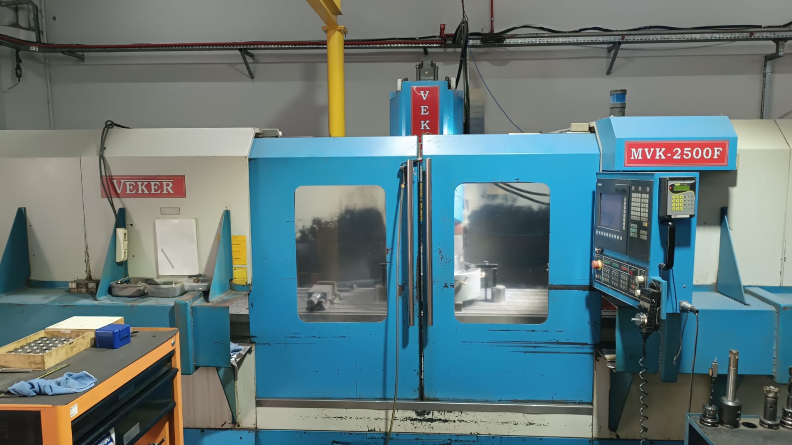 Fresadora CNC Veker MVK-2500F