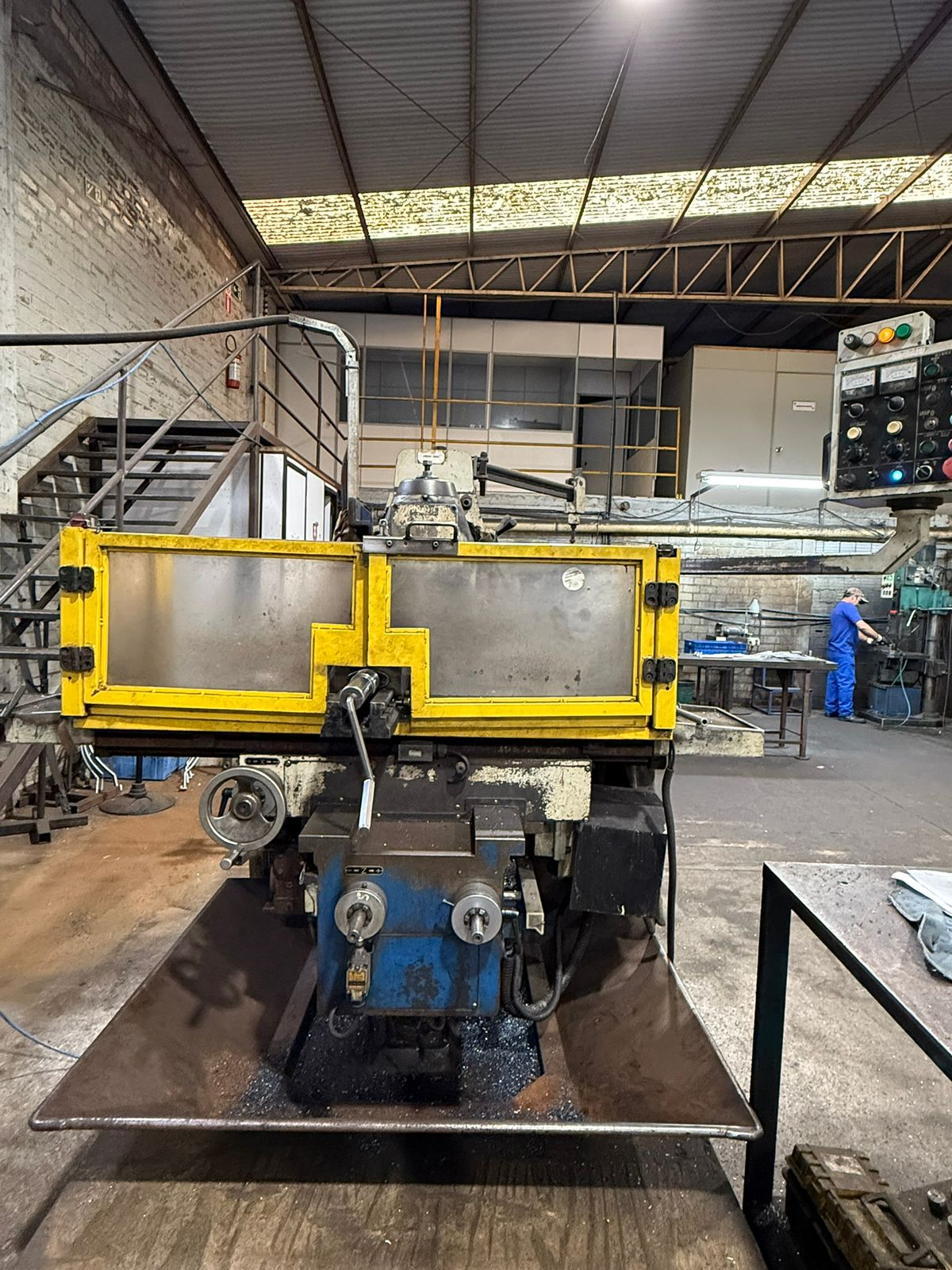 Fresadora Universal Diplomat ISO40