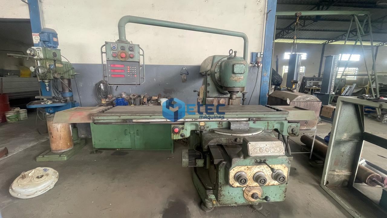 Fresadora Universal HECKERT ISO 60