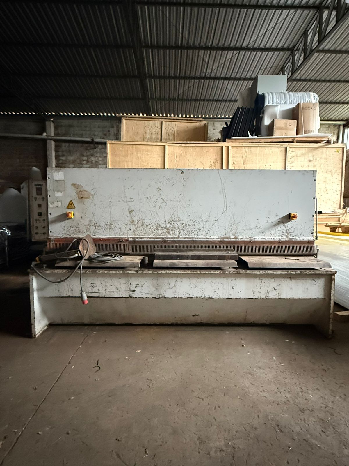 Guilhotina Hidráulica CN Ermak HGD 3100 x 10