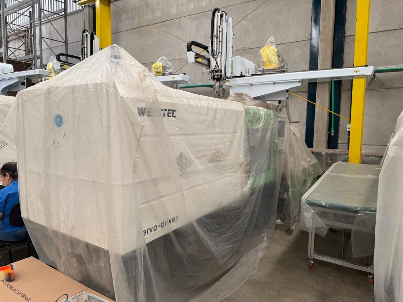 Injetora de Plástico WELLTEC 190Se II