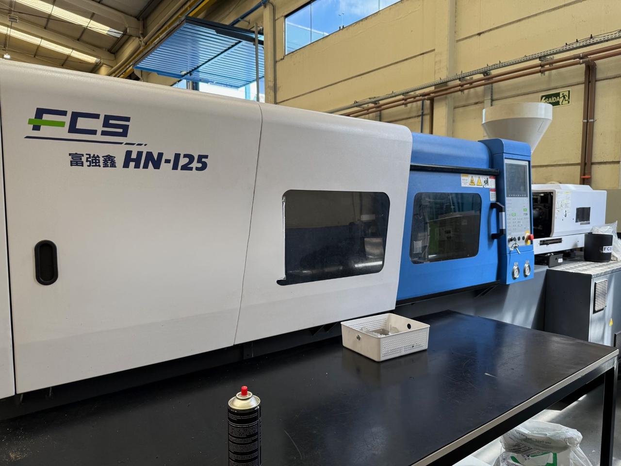 Injetora de Plásticos FCS HN-125