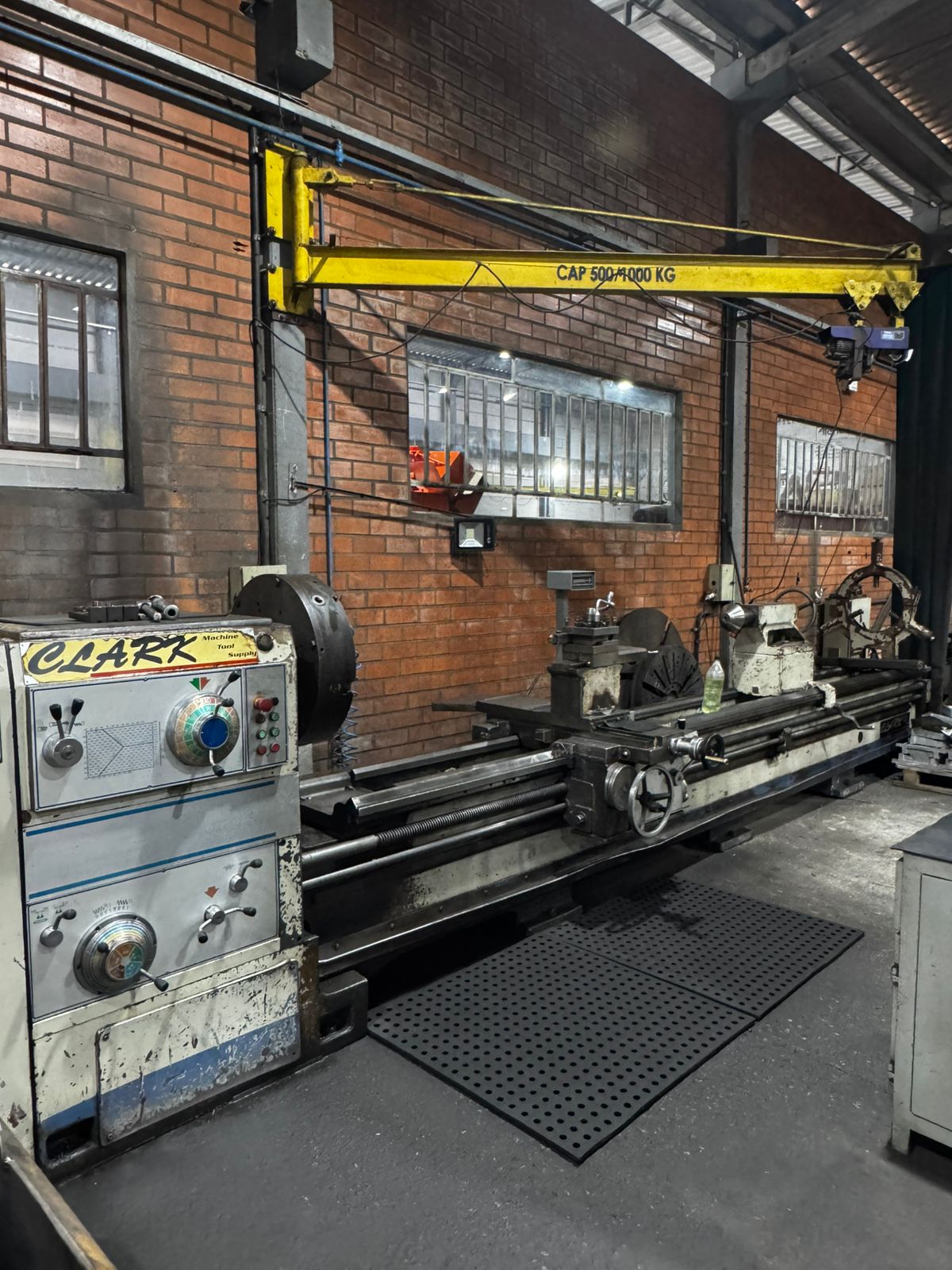 Torno Clark CW 62100C/5000