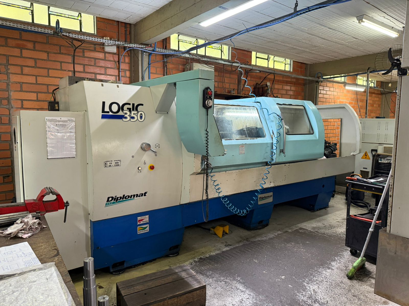 Torno CNC Nardini Logic 350