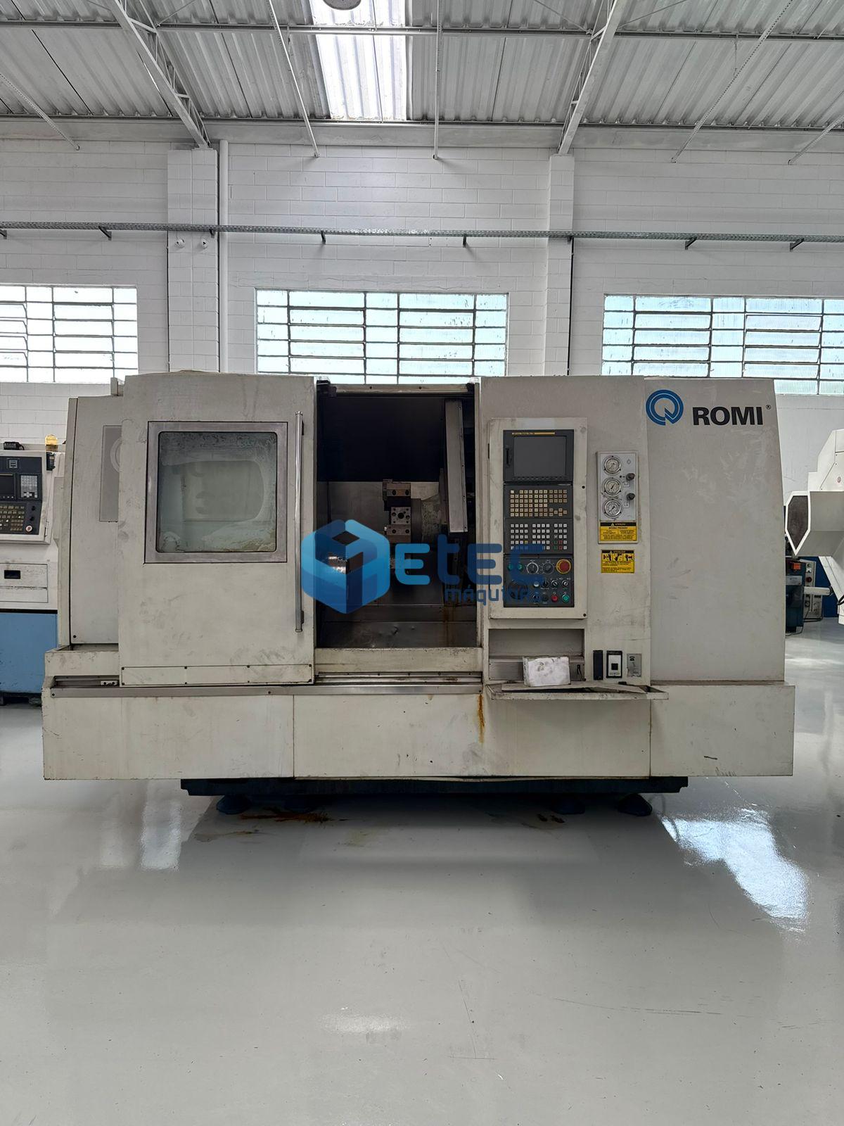 Torno CNC Romi E320