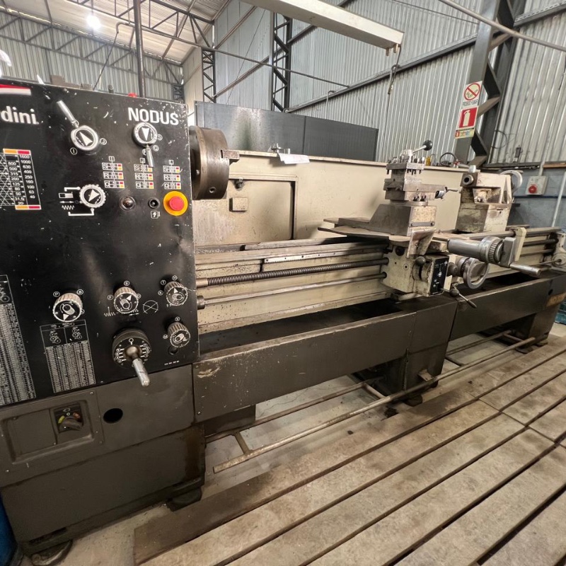 Torno Convencional Nardini ND325