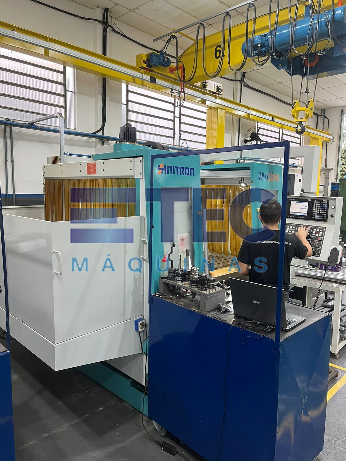 Fresadora Cnc Marca Sinitron Etec M Quinas